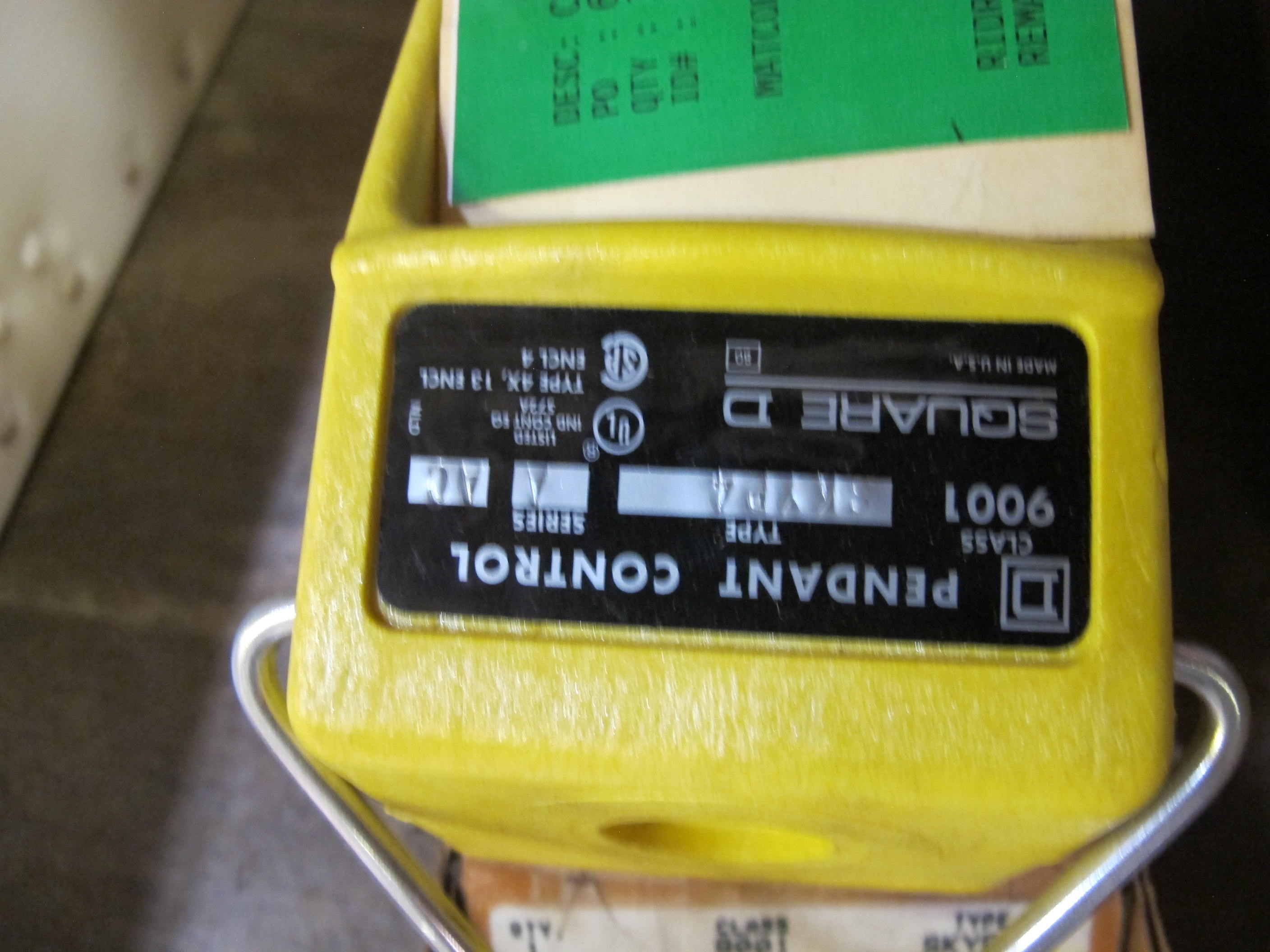 LOT TO INCLUDE BUT NOT LIMITED: (6) MODULES, RELAY KIND. 16-CHANNEL RELAY MODULE, (42) LAMP, LED KIND, TRUE WHITE COLOR, 3.2 WATT, 6VDC ELEC RATING., (1) MODULE, 4-20MADC RATING, I/E CONVERTER KIND, (1) CABLE, EXTENSION KIND, 8MM SIZE, NOT ARMORED MATERIAL. 3300XL, 8MM CABLE, LENGTH 4.5M, (1) CONTROLLER, INTELLIGENT TYPE, EP2500, 12-24 VDC, 300 MA MAXIMUM, 3 VOLT LITHIUM MEMORY AND CLOCK BACKUP. LOADING & HANDLING FEE $15-4156